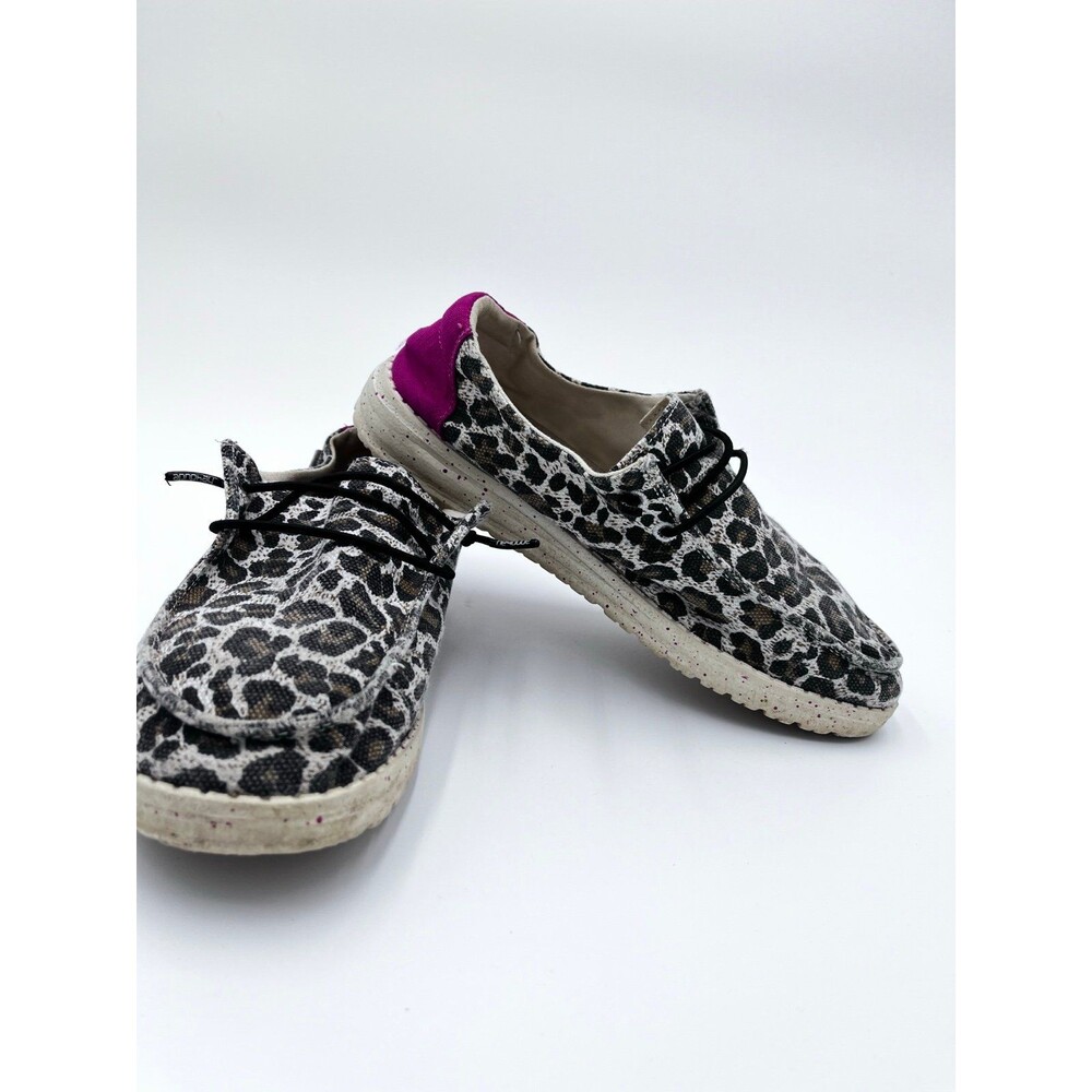 Hey Dude Wendy Youth Cheetah Shoes Size Y4 / Women's 5